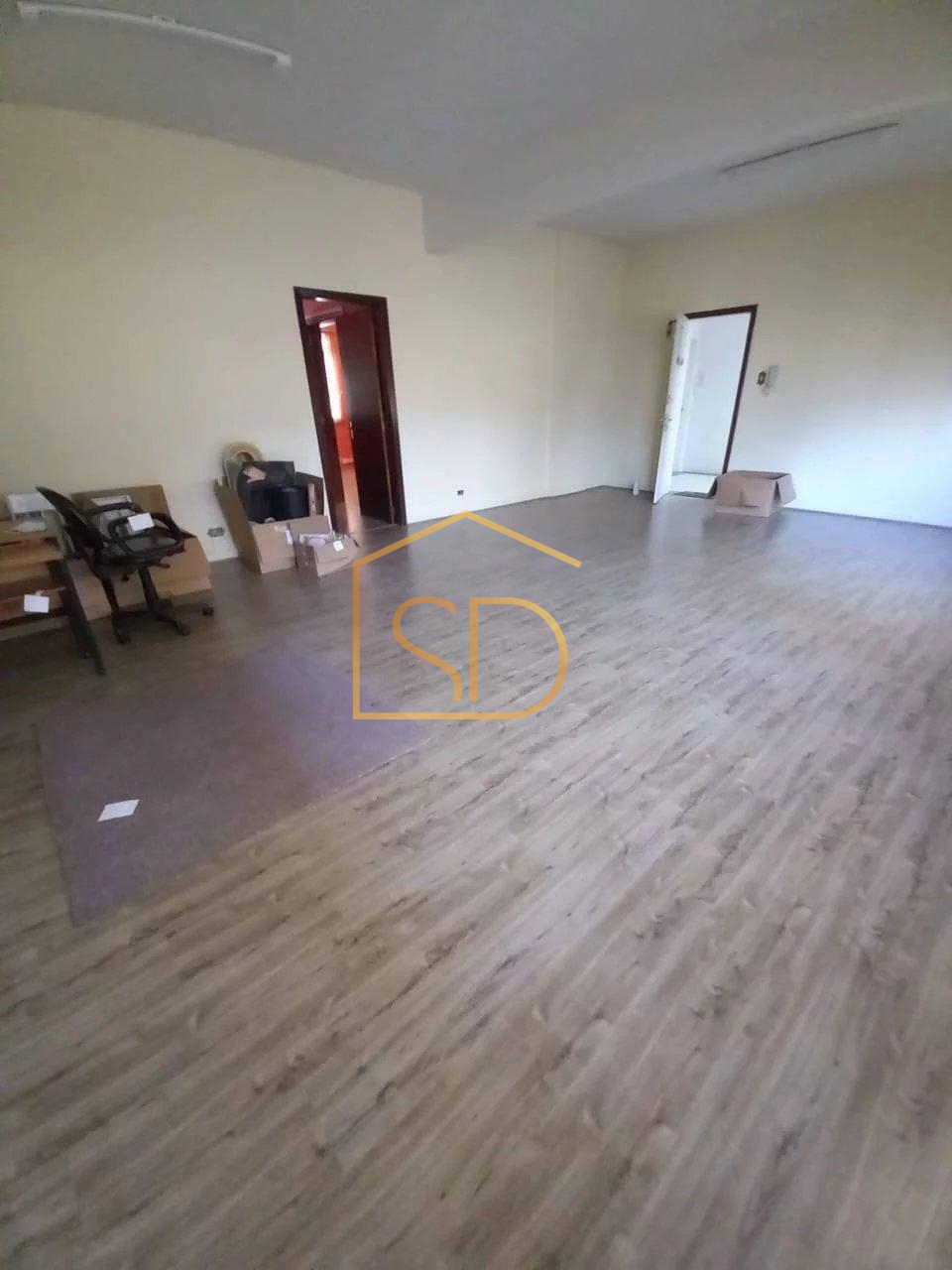 2 Salas amplas, comercial 110m², à venda em Curitiba, Centro - ROBERTO D. ABADIE Consultor de Imóveis