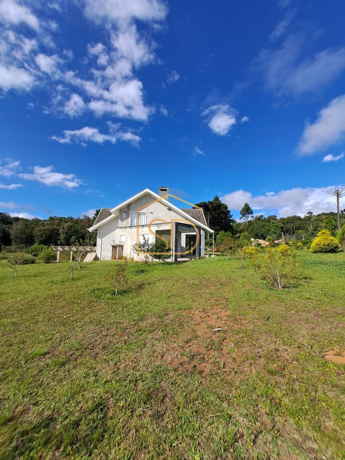 Espetacular Chácara com 7.996,60m² e Linda Casa 300m²,4 quartos no Condomínio Sol Nascente , à venda em Tijucas do Sul, Rio de Una - ROBERTO D. ABADIE Consultor de Imóveis