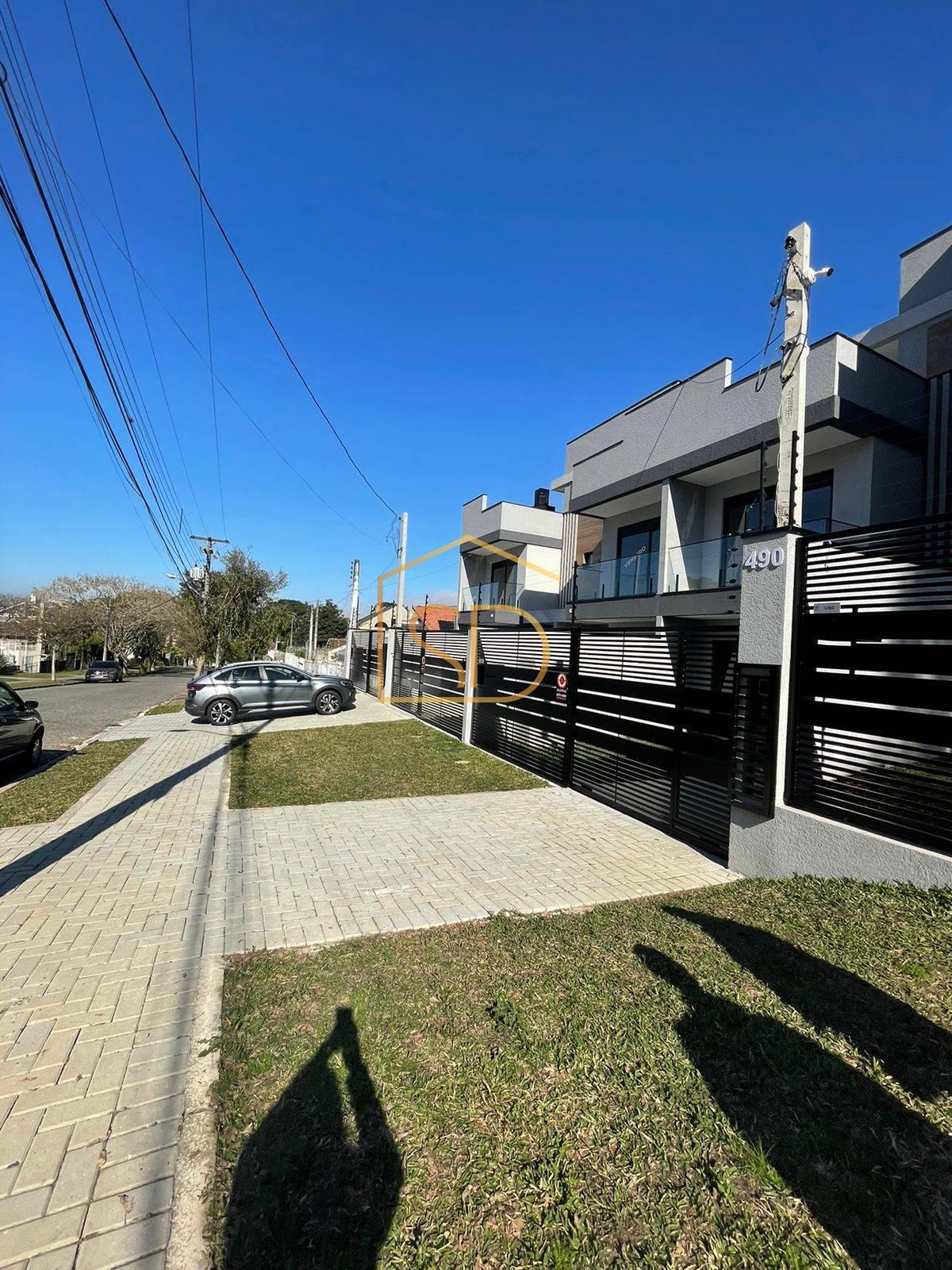 Espetacular Sobrado Alto Padrão de esquina com 3 suites, Ático e Varanda Gourmet, 225m², à venda em Curitiba, Água Verde - ROBERTO D. ABADIE Consultor de Imóveis