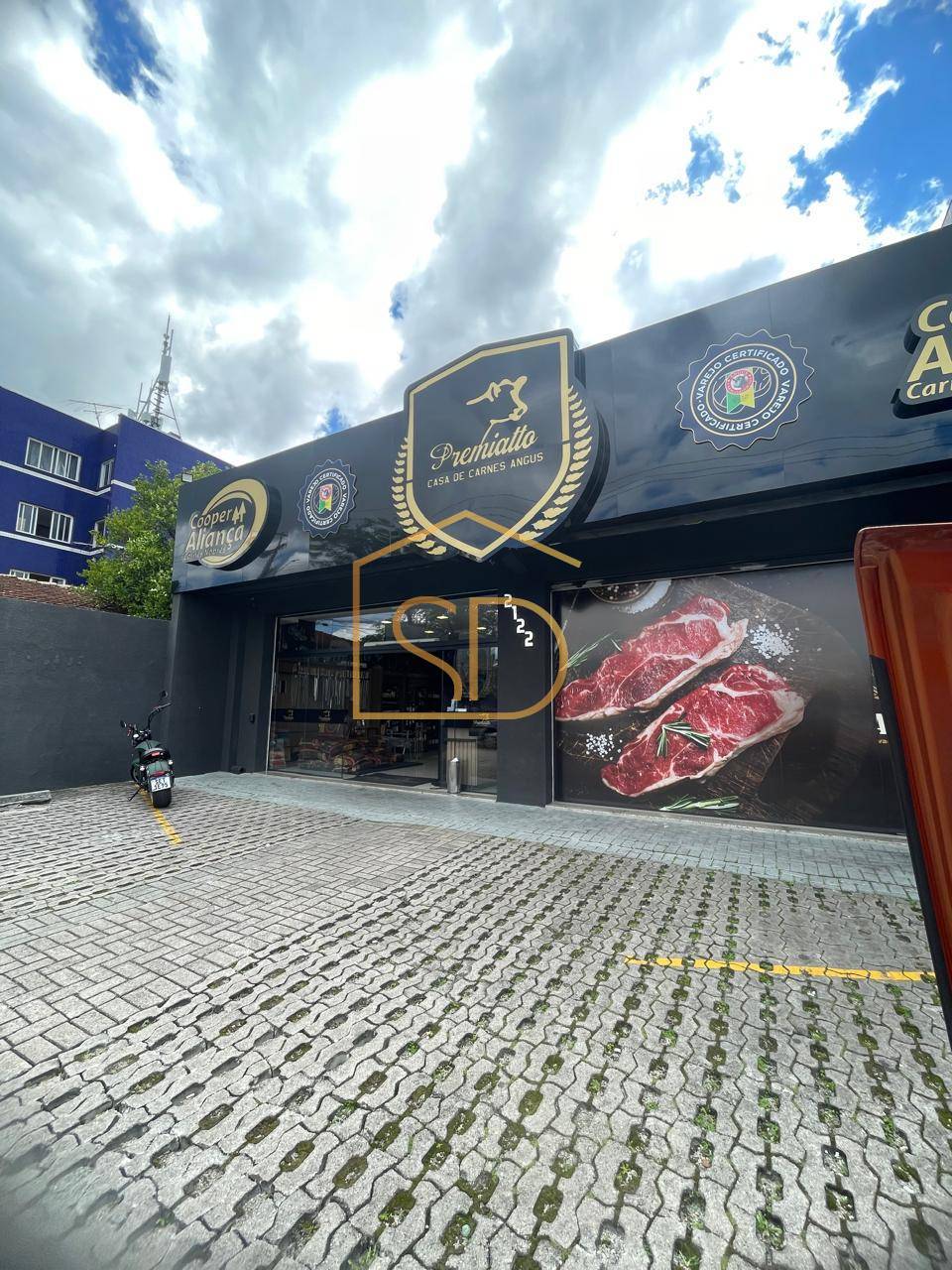 Excelente Ponto comercial com 200m² à venda para Investimento em São José dos Pinhais, Afonso Pena - ROBERTO D. ABADIE Consultor de Imóveis