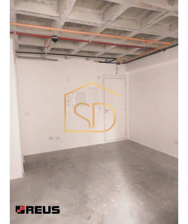 Excelente Sala Comercial no Edifício Novo Centro, 28,7m², à venda em Curitiba, Centro - ROBERTO D. ABADIE Consultor de Imóveis