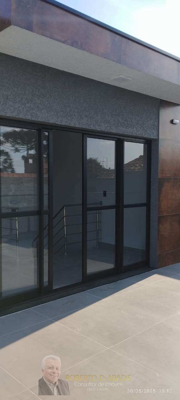 Sobrado em condomínio à venda em Curitiba, Uberaba, com 3 quartos, 137,92m² - ROBERTO D. ABADIE Consultor de Imóveis